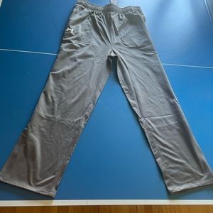 Under Armour sweat pants brand new tag still on them never worn.